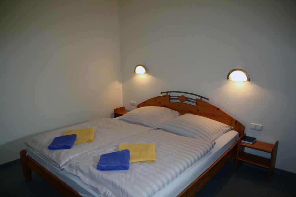 Hotel Gremersdorf - Zum Gruenen Jaeger Δωμάτιο φωτογραφία