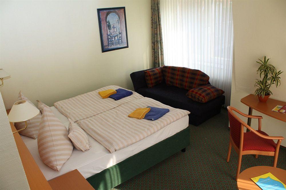 Hotel Gremersdorf - Zum Gruenen Jaeger Εξωτερικό φωτογραφία