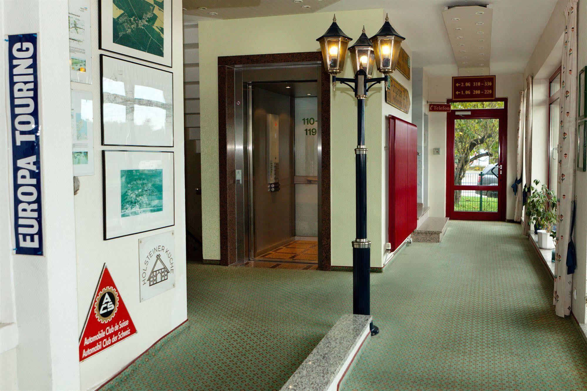 Hotel Gremersdorf - Zum Gruenen Jaeger Εξωτερικό φωτογραφία