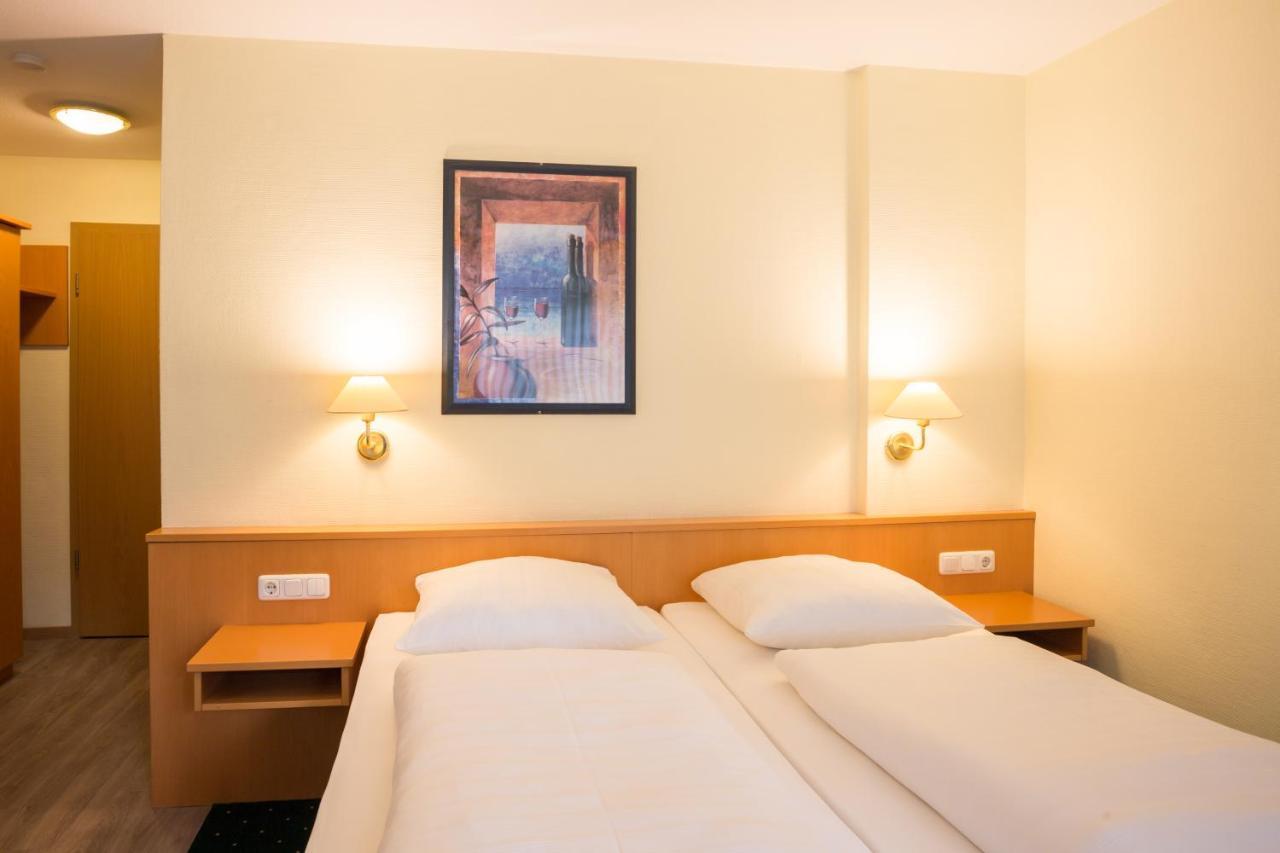 Hotel Gremersdorf - Zum Gruenen Jaeger Εξωτερικό φωτογραφία